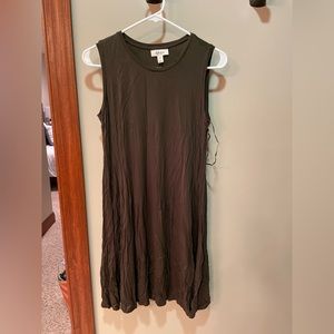 Green shift dress